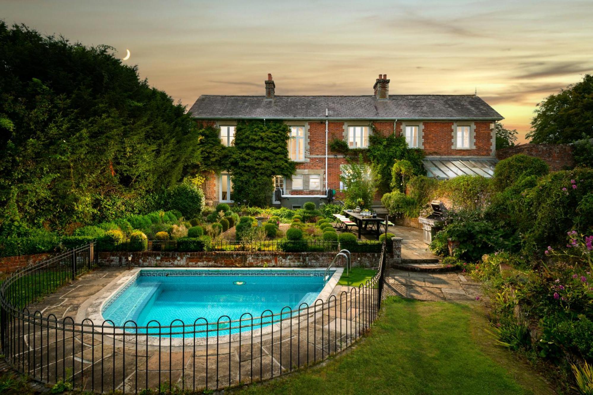 Downwood Vineyard Manor In Idyllic Countryside Villa Blandford Forum Exterior photo